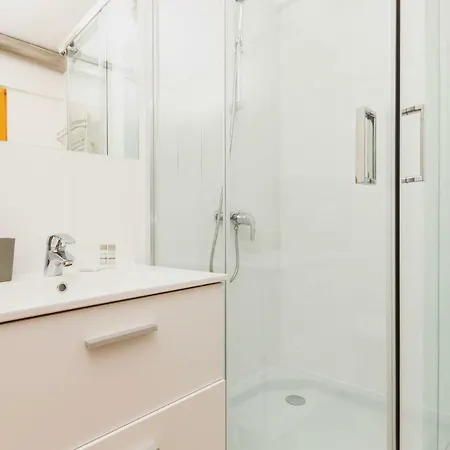 Lelewela Apartment